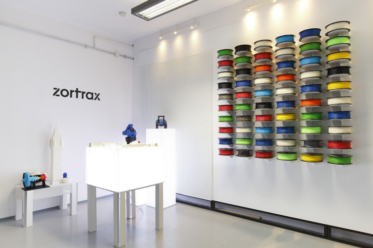 Jeśli zainteresowała Cię galeria najbardziej przyszłościowych technologii,<a href='http://forsal.pl/galerie/832411,zdjecie,1,zortrax-store-pierwszy-w-polsce-salon-z-drukarkami-3d-zdjecia.html' target='_blank' style='color: blue'> zobacz również pierwszą w Polsce drukarkę 3D</a>.