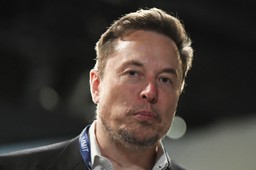Elon Musk wśród gości uroczystości upamiętnienia Holocaustu w Krakowie