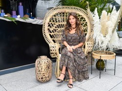 Mieszanka gypsy i luksusu: Weronika Rosati na premierze kosmetyków swojej marki