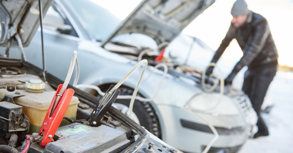 Zacznie się już dziś. Minus 20 stopni mrozu. Jak odpalić auto? Oto najlepsza metoda
