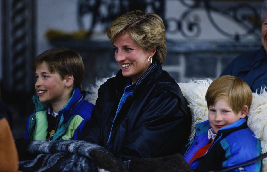 William i Harry z matką, księżną Dianą, 1993 r. 