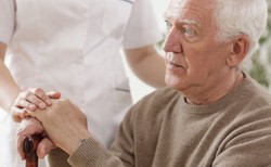 Rośnie liczba zaginięć seniorów. Jak temu zapobiec?