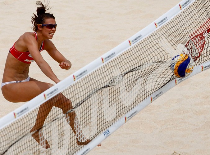 Siatkówka plażowa jest przyjemna dla oka