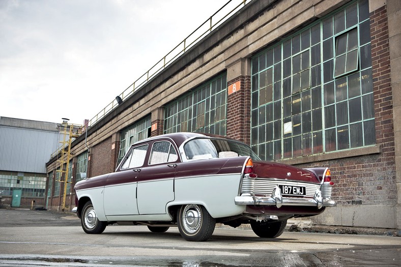 Ford
Zodiac Mk. II