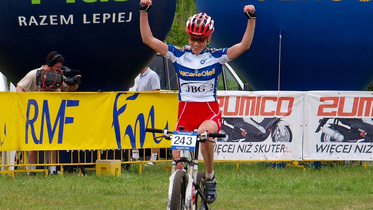 Anna Szafraniec, podobnie jak Marek Galiński w rywalizacji mężczyzn, zdeklasowała rywalki w rywalizacji elity kobiet w Vacansoleil GP MTB. W Nałęczowie nasza reprezentantka zameldowała się na mecie prawie 15 minut przed rywalkami!