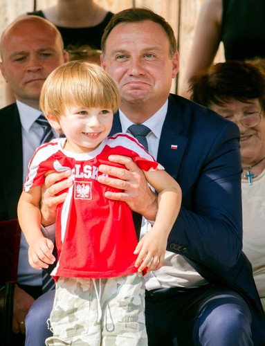 Prezydent Andrzej Duda podczas wizyty w Zochcinie
