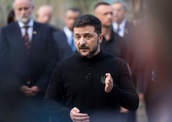 Zełenski odrzuca propozycję Putina. "Teatralna inscenizacja"