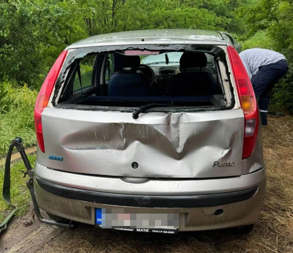 Automobil nađen u šumi kod Jasenka