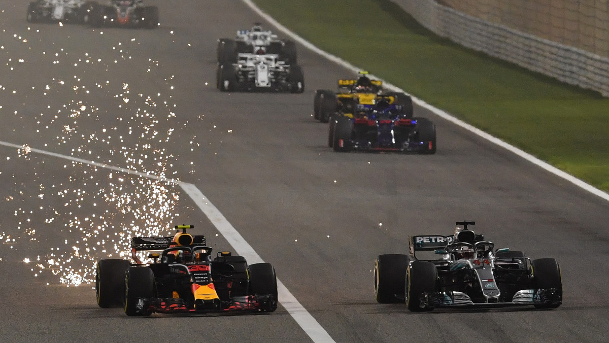 Formuła 1: Max Verstappen krytykowany przez Lewisa Hamiltona