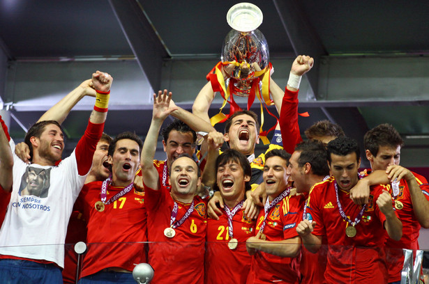 Piłkarskie mistrzostwa Europy to najczęściej wskazywane przez respondentów CBOS krajowe wydarzenie mijającego roku