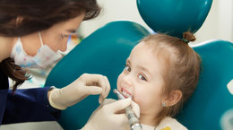 Zgrzytanie zębami u dziecka- przyczyny, objawy i leczenie
