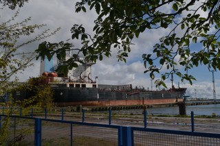 8 lat blokował nabrzeże w Gdyni. „Ruski złom opuszcza Polskę”