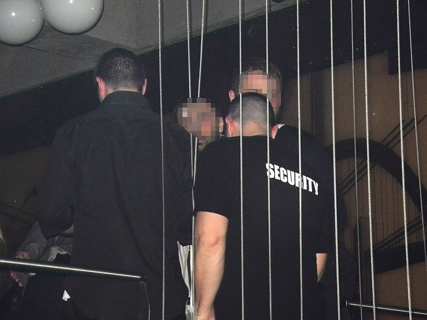 Vlasnici splavova i klubova nemaju nikakvu odgovornost ukoliko služba obezbeđenja pretuče gosta ili diluje drogu