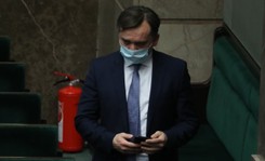 Delegowanie prokuratorów do jednostek niższego szczebla. 'Ewidentna szykana'