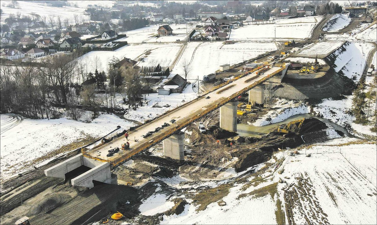 Resort infrastruktury chce uprościć wymogi dla remontów i przebudowy krótkich odcinków dróg i torów