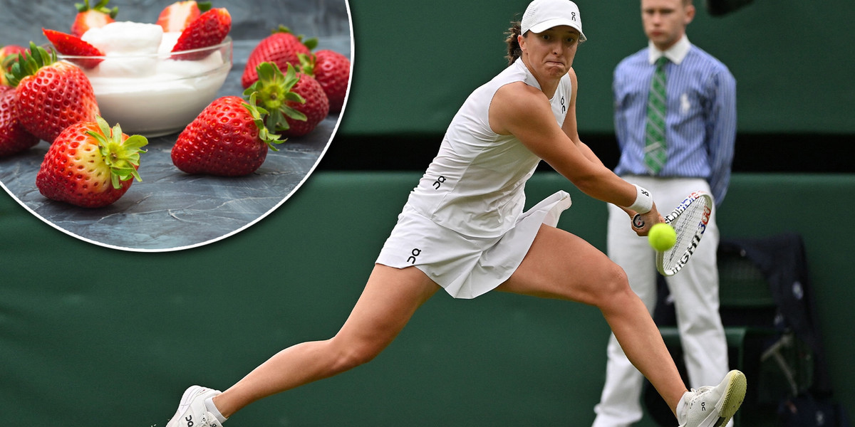 Na Wimbledonie zawodnicy i publiczność zajadają się truskawkami z bitą śmietaną.