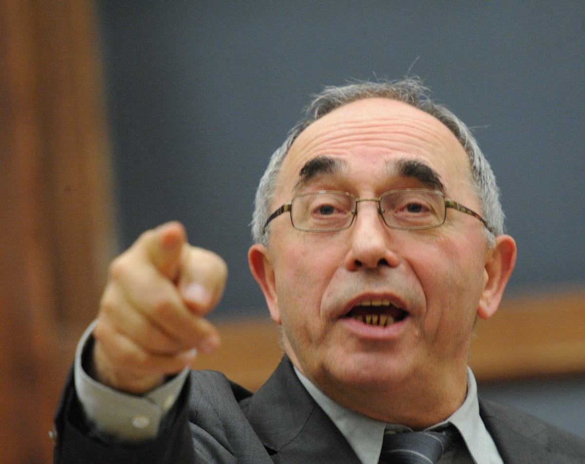 Profesor Aleksander Smolar