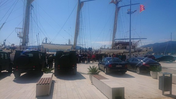 Brod u Crnoj Gori gde je pronaÄena droga