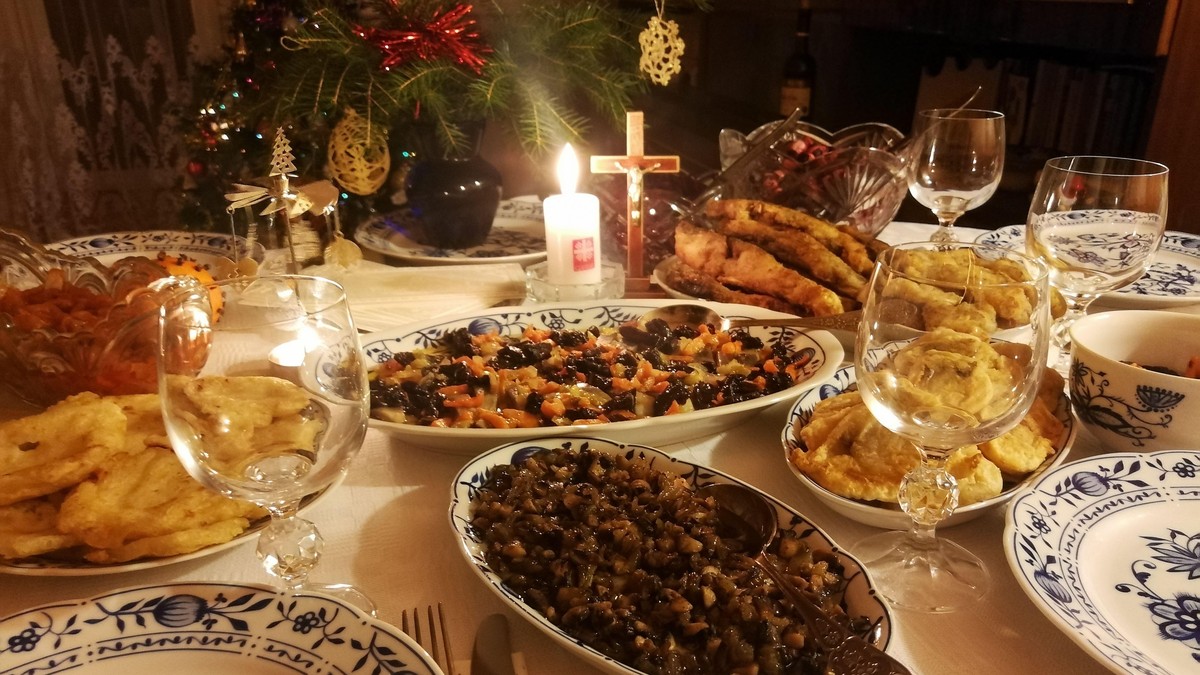 Zbog cene ovih namirnica pred Svetog Nikolu mnogi smanjuju goste za slavu