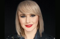 11 książek, które warto przeczytać. Poleca Paula Januszkiewicz, ekspertka od cyberbezpieczeństwa