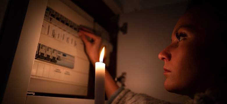 200 tysięcy domów bez prądu. Awaria czy terroryści?