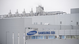 Rendőri engedéllyel elhagyhatják a hatósági karantént és bejárhatnak a munkahelyükre a Samsung gödi gyárának dolgozói