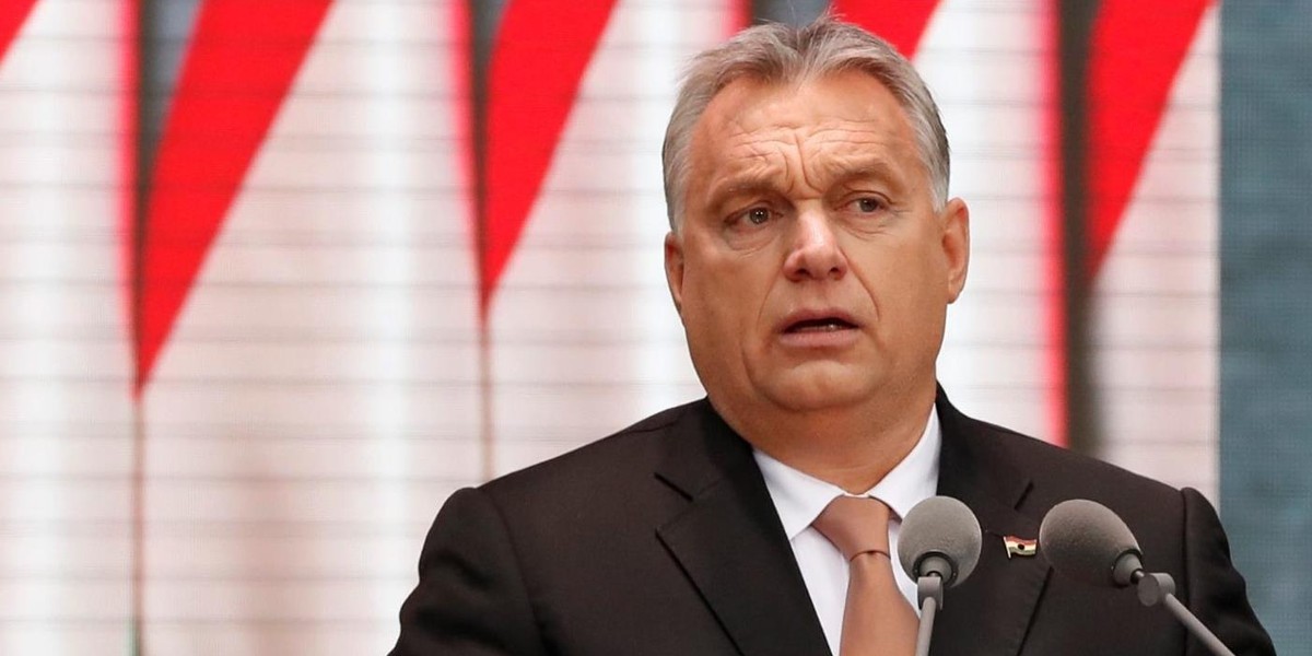 Orban przejmuje węgierskie media „jak turecki sułtan”