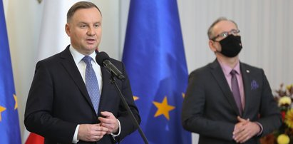 Prezydent Andrzej Duda w kampanii wyborczej obiecał miliardy na leczenie rzadkich chorób. A rodzice dalej proszą ludzi o wsparcie