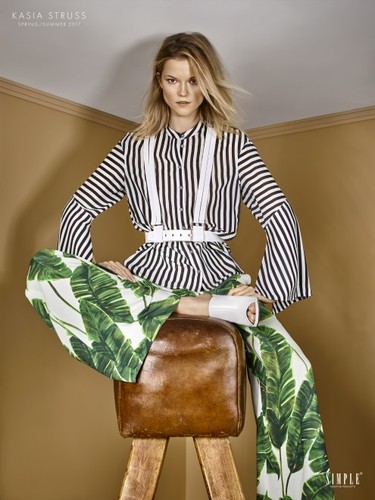 Kasia Struss w kampanii Simple wiosna/lato 2017