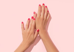 Boja, oblik i tekstura ruku pružaju važne naznake o opštem zdravlju.