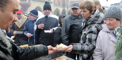 Wielka wigilia dla potrzebujących na rynku