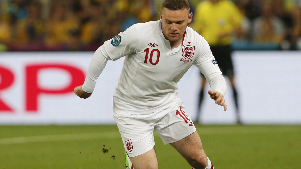 Wayne Rooney, który oczekuje swojego drugiego dziecka, jest bardzo zaangażowanym ojcem i opiekuńczym mężem. Podobno wybrał już dla swojej żony najlepszy szpital położniczy.