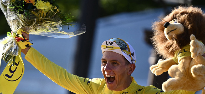 Tour de France: Rewelacyjny Słoweniec po raz drugi z rzędu triumfuje w całym wyścigu