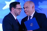 Daniel Obajtek i Jacek Sasin na Forum Ekonomicznym w Karpaczu.