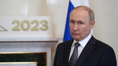 Putin upokorzony przed kamerami. "Musiał dość długo czekać"