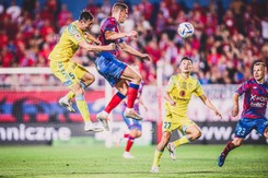 Raków zdemolował Astanę. Nie przeszkodziła mu nawet czerwona kartka