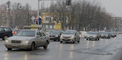 Drogowcy zamykają pl. Orląt Lwowskich