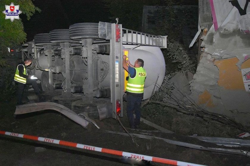 Polichna: Tir uderzył w dom. Kierowca był pijany