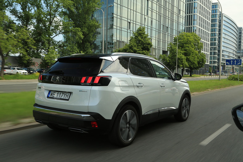 Peugeot 3008 HYbrid4