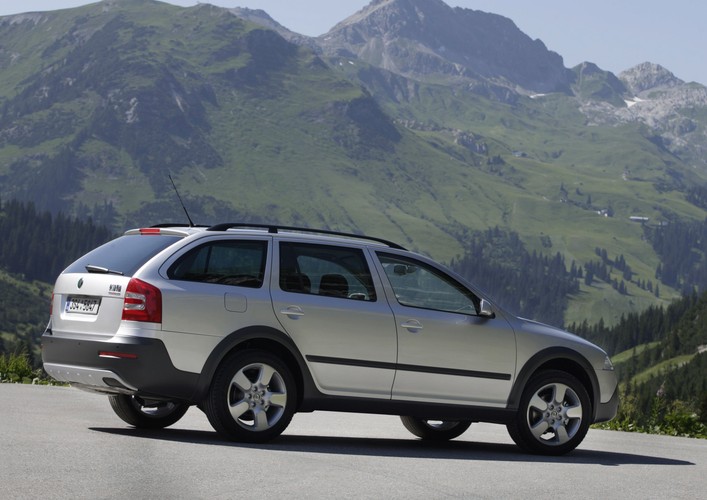 Uterenowiona octavia scout