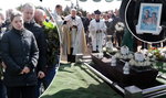 Emilka, Laura i Adaś zginęli w pożarze. Rozdzierające serca kołysanki nad grobem.„Chciałoby się krzyczeć w stronę niebios, dlaczego...” [WIDEO]