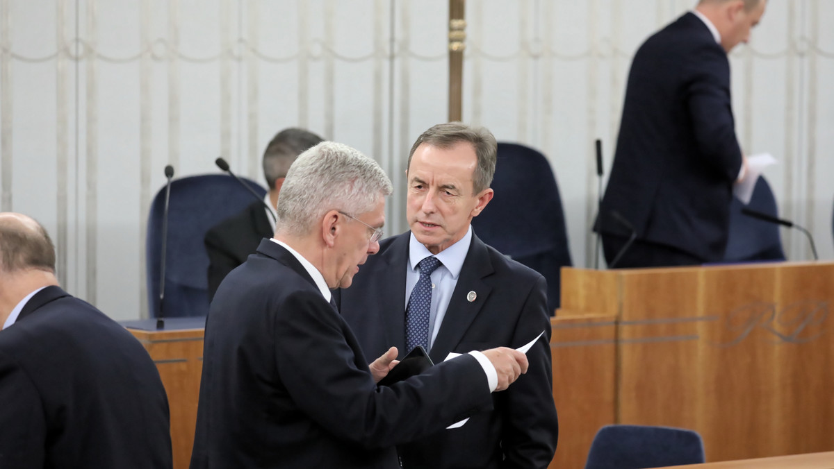 Karczewski: na konwencie seniorów zapytałem Grodzkiego, kto proponował mu tekę ministra