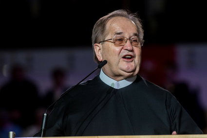 Miliony z jednego procentu płyną do fundacji ojca Tadeusza Rydzyka