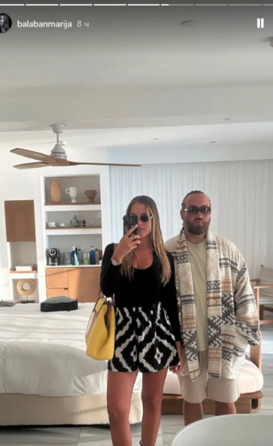 Rasta sa devojkom na letovanju