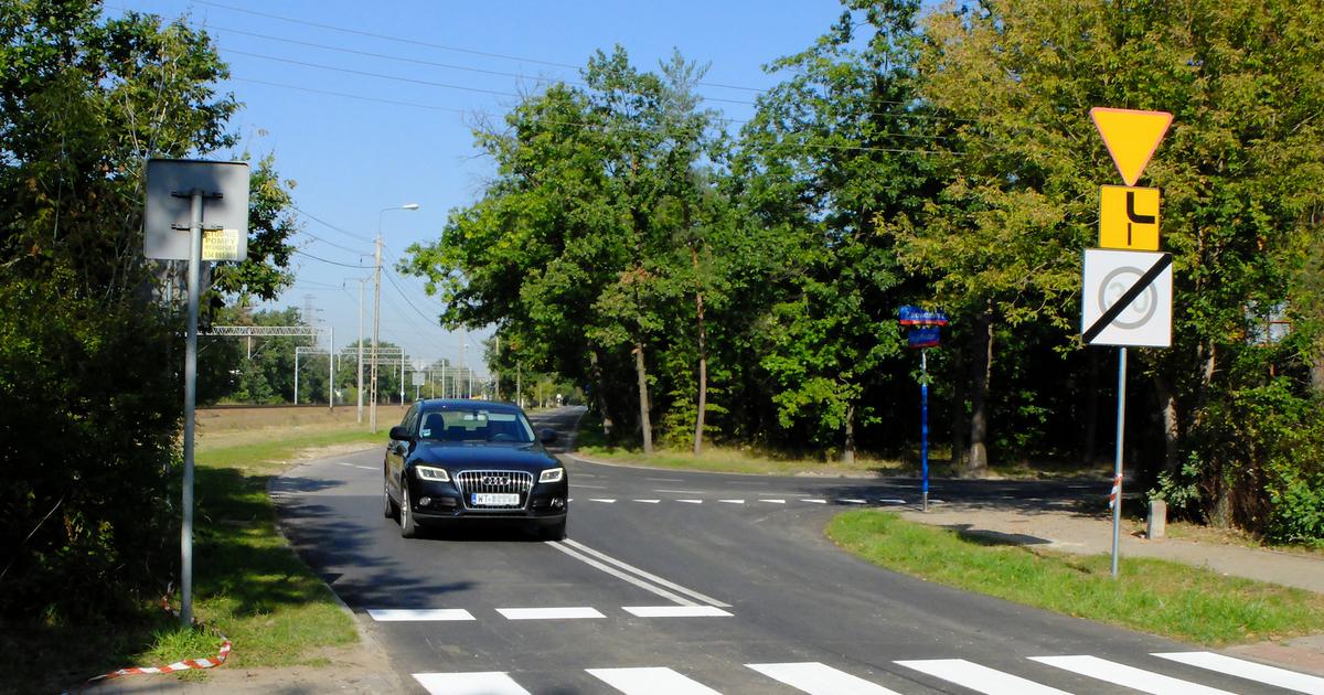  Pierwszeństwo łamane. Wielu kierowców nie wie, jak używać kierunkowskazów