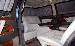 Pierwsza limuzyna Putina odnaleziona. To pancerny mercedes S 600 pullman za niebotyczną cenę [ZDJĘCIA]