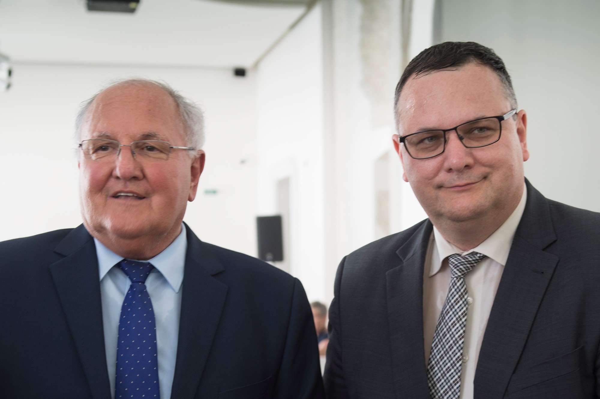 Zomrel slovenský historik a bývalý politik Dušan Čaplovič (vľavo).