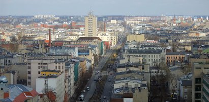 Pani Dorota drży o jutro, choć sąd przyznał jej rację. "Klęczałam, płakałam, błagałam"