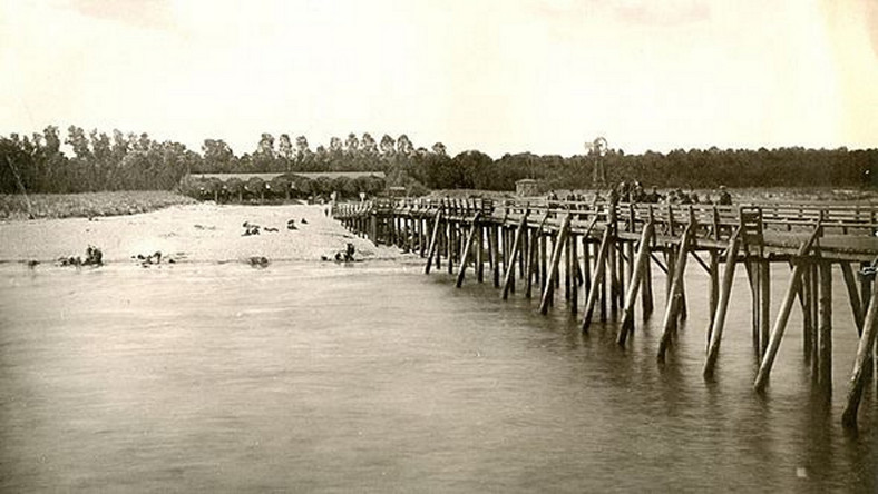 Pocztówka z molo na Westerplatte. Ze zbiorów Archiwum Państwowego w Gdańsku