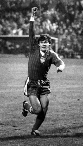 Radość Włodzimierza Smolarka po strzeleniu gola